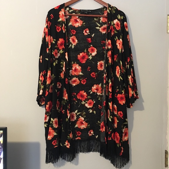 French Laundry Sweaters - [French Laundry] Floral Kimono-Style Cardigan